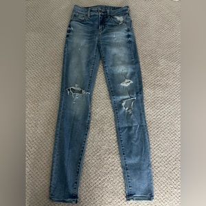 American Eagle Hi Rise Jeans